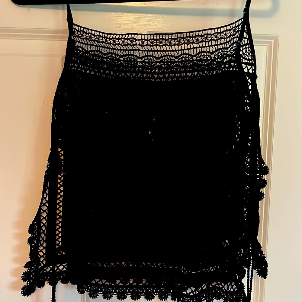 Handkerchief Top Black Eyelet Free People (no tag) size L